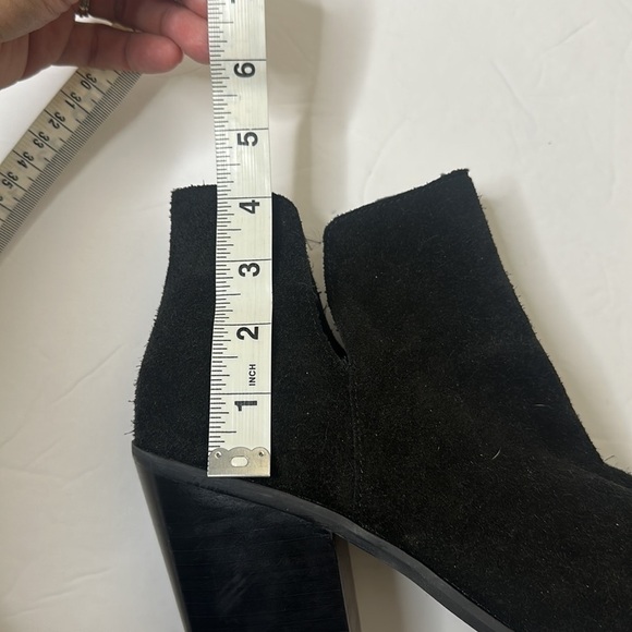 Lisa Vicky Kicky Booties NWOT - Picture 8 of 8